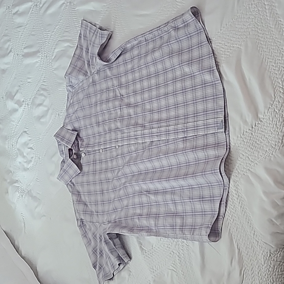 2 Untuck It Short Sleeve Button Up X-Large Slim Fit - Picture 3 of 5